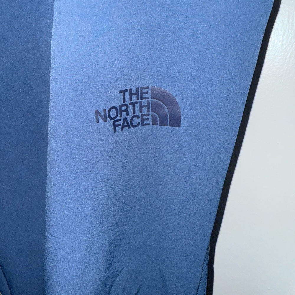 North face pants - Picture 2 of 4